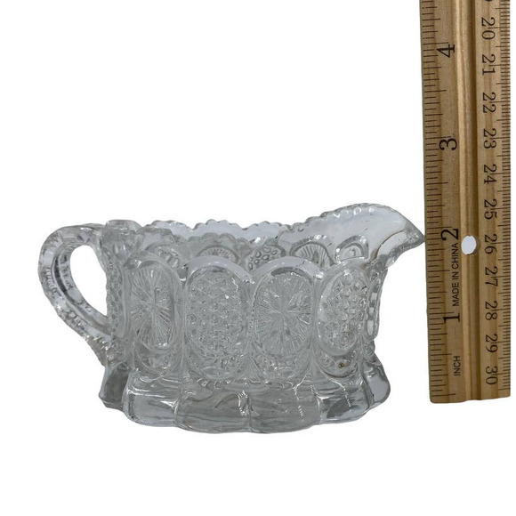 Vintage Clear Glass Creamer Cottage Core Granny Pretty Scalloped Flat Bottom - Picture 9 of 10